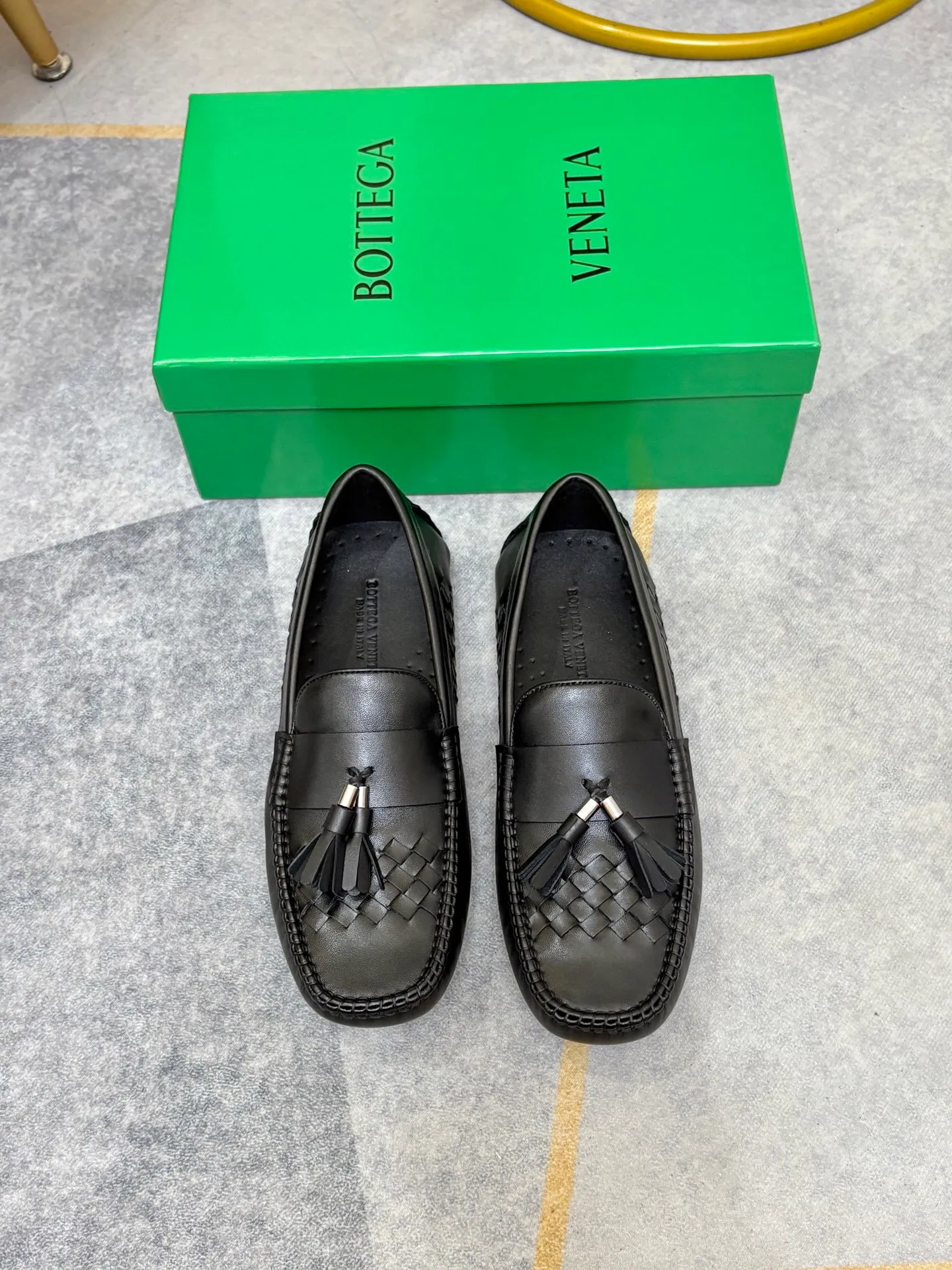 P420💰 (Niu Li + Niu Pad) [BV] The latest hot style‼ ️Casual men's shoes, uppers imported first-layer cowhide ➕Full imported cowhide lining✔️Exquisite workmanship, excellent foot feel, special rubber soles✔️, cool and fashionable, the latest fashion, fashionable outsole, hurry up.  Code number: 38-44 (can be customized to 37.45, non-refundable)